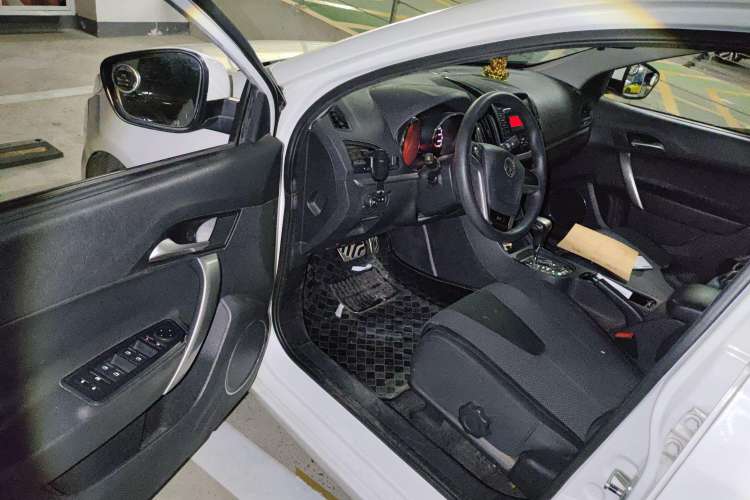 Used MG 5 2014 1.5T Automatic Luxury Model