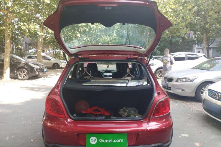 Used Peugeot 307 2012 1.6L Manual CROSS