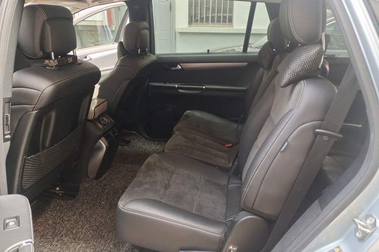 Used Mercedes-Benz R-Class 2014 R 320 4MATIC Business Model