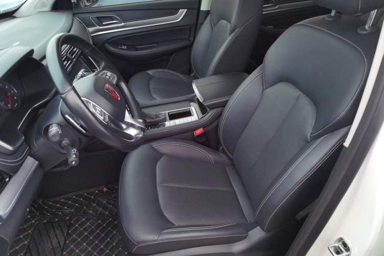 Used Roewe RX8 2019 30T Two-Wheel Drive Supreme Flagship Edition
