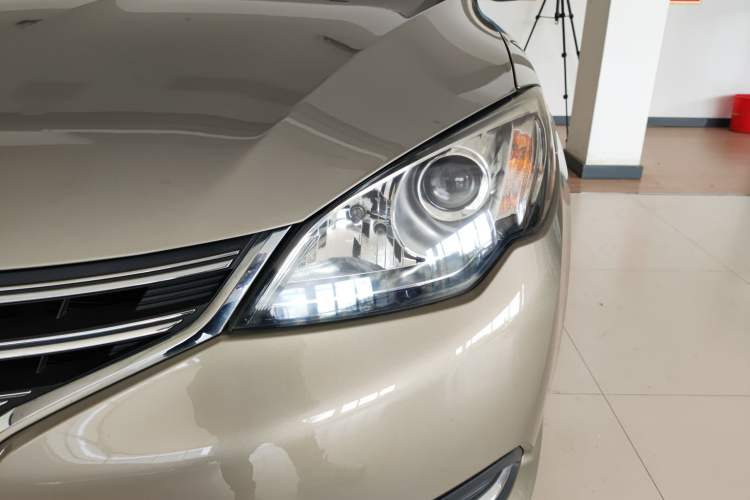 Used Roewe 360 2016 1.5L Automatic Smart Screen Version