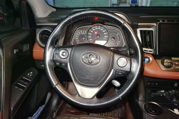 Used Toyota RAV4 2013 2.5L Automatic 4x4 Elite Edition