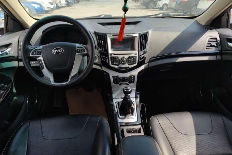 Used BYD Surui 2012 1.5L Manual Luxury Version
