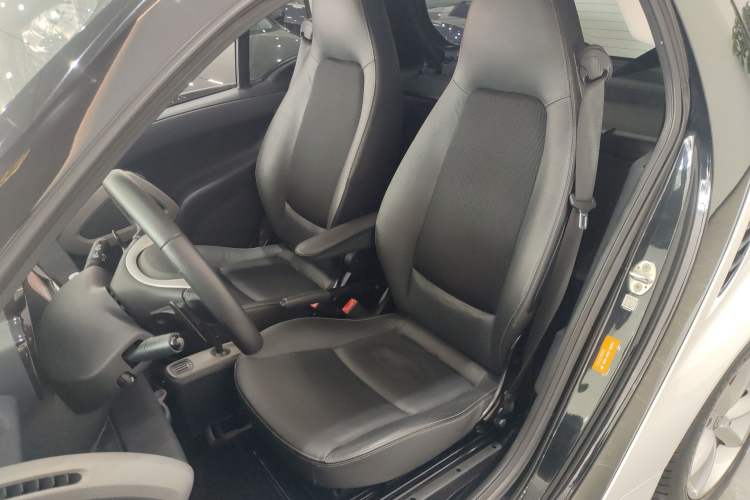 Used smart fortwo 2013 1.0T Hardtop Passion Edition
