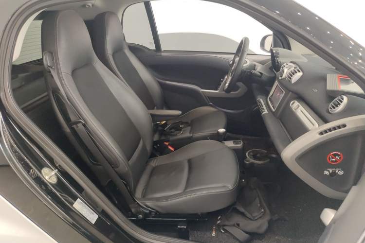 Used smart fortwo 2013 1.0T Hardtop Passion Edition
