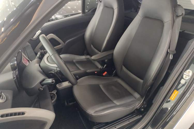 Used smart fortwo 2013 1.0T Hardtop Passion Edition
