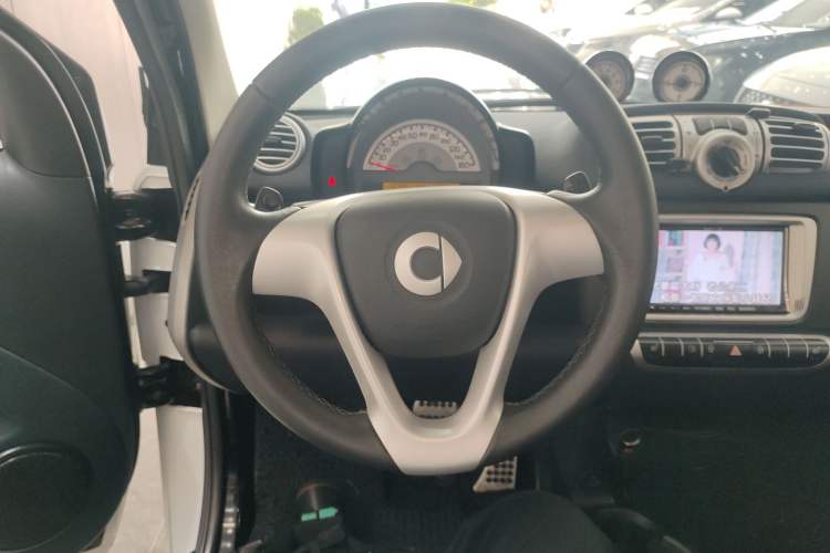 Used smart fortwo 2013 1.0T Hardtop Passion Edition
