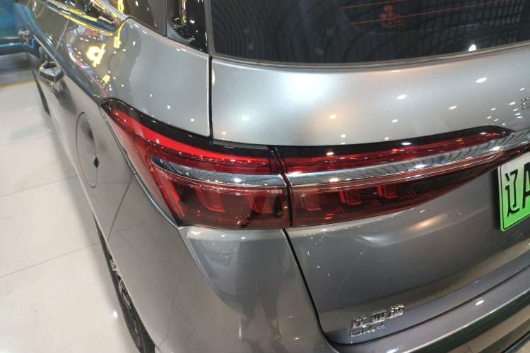 Used BYD Song MAX New Energy 2022 DM-i 105KM Flagship Model