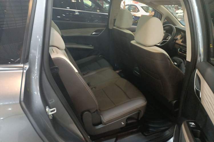 Used BYD Song MAX New Energy 2022 DM-i 105KM Flagship Model