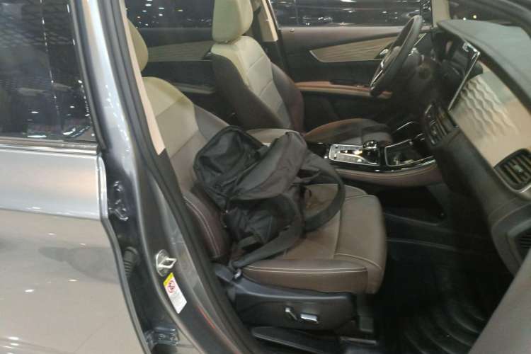 Used BYD Song MAX New Energy 2022 DM-i 105KM Flagship Model