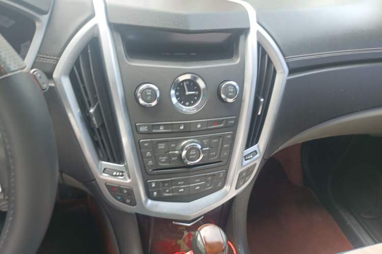 Used Cadillac SRX 2011 3.0L Flagship Edition