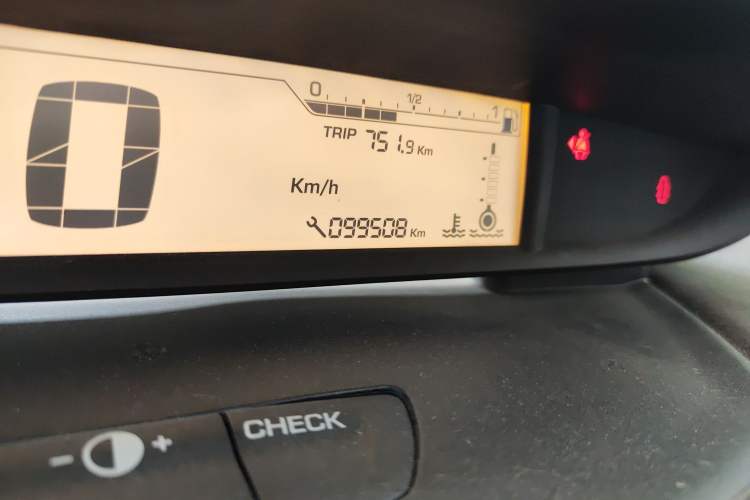 Used Citroen C-Quatre 2008 Hatchback 1.6L Automatic Fashion Edition Odometer Close Up