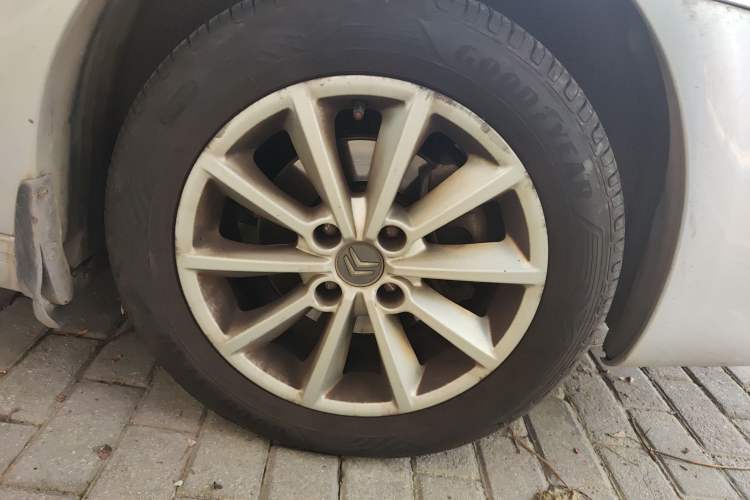 Used Citroen C-Quatre 2008 Hatchback 1.6L Automatic Fashion Edition Right Front Wheel Hub