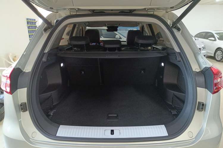 Used Hongqi HS5 2022 Revised Version 2.0T Smart Connect Flagship Edition