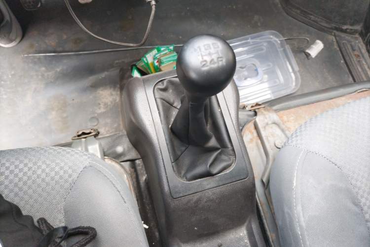 Used Wuling Rongguang 2011 1.2L Base Version