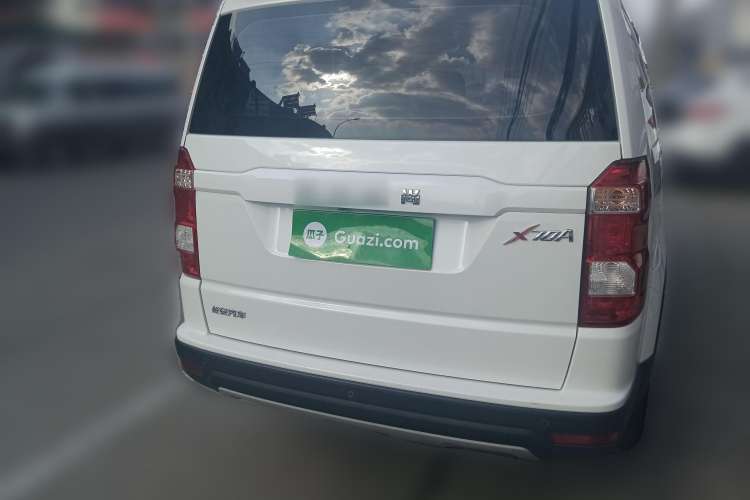 Used CHANGAN OSHAN X70A 2019 1.5L Manual Luxury Model China VI Standard