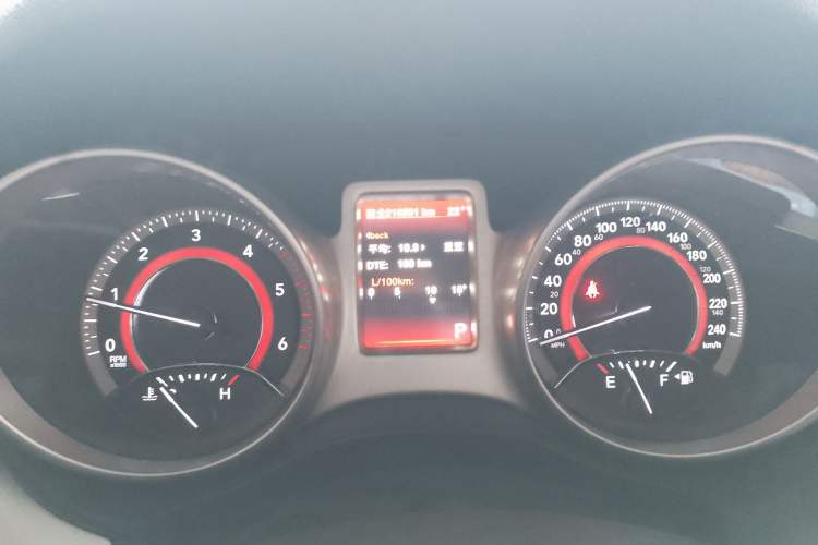 Used Dodge Journey 2015 2.0TD Four-Wheel Drive Luxury Edition
