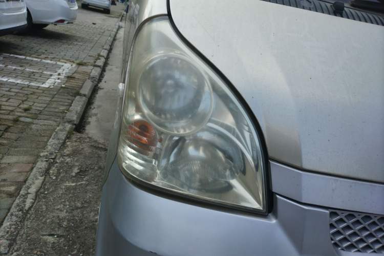 Used Wuling Rongguang 2011 1.2L Base Version