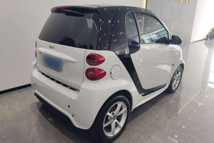 Used smart fortwo 2013 1.0T Hardtop Passion Edition
