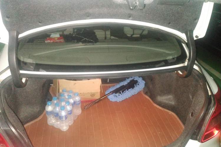 Used Suzuki Kizashi 2011 2.4L Two-Wheel Drive Manual Standard Edition
