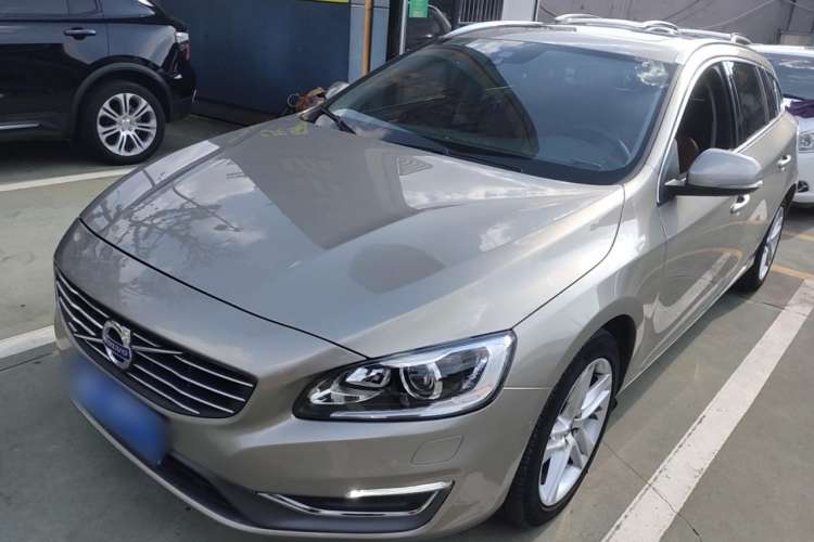 Used Volvo V60 2014 Restyled T5 Zhiya Edition