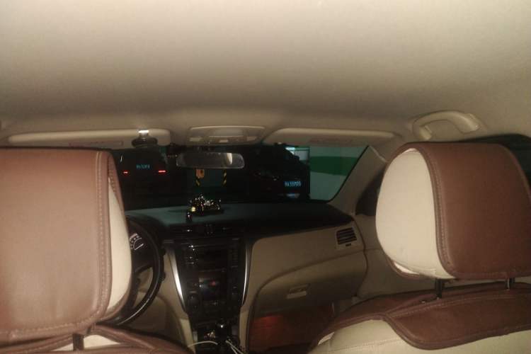 Used Suzuki Kizashi 2011 2.4L Two-Wheel Drive Manual Standard Edition
