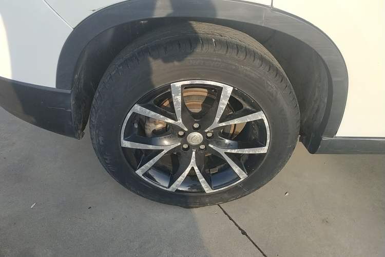 Used Brilliance V5 2014 1.6L Automatic Luxury Model