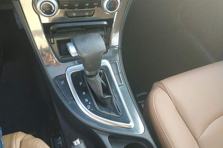 Used Brilliance V5 2014 1.6L Automatic Luxury Model