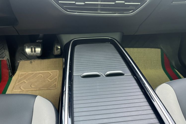 Used Volkswagen ID.6 CROZZ 2021 Long-Range PURE+ Edition Gear Lever