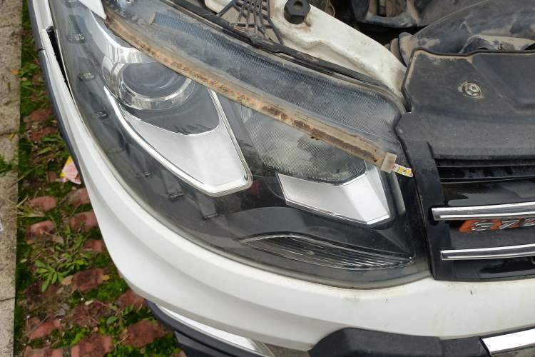 Used Dongfeng Fengon 370 2016 1.5L Manual Elite Home Edition 7-Seater
