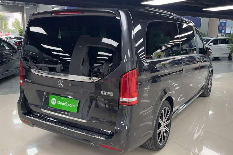 Used Mercedes-Benz V-Class 2021 V 260 L Long-wheelbase Luxury Edition