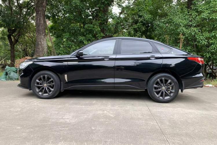 Used Baojun RC-6 2019 1.5T CVT Elite Version with 24-Hour Online Service