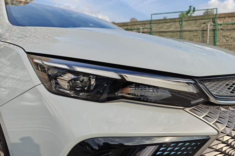 Used Geely Auto Emgrand L HiP 2022 1.5TD-DHT Pro 100KM Super Rui
