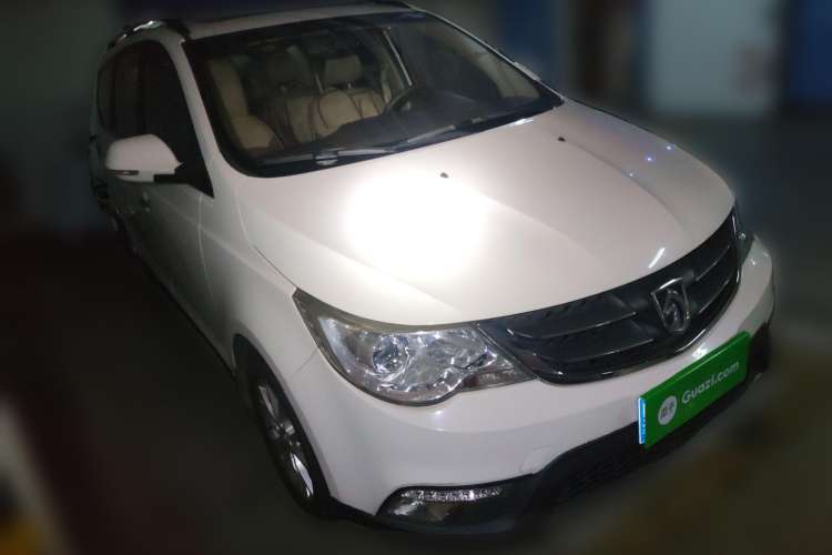 Used Baojun 730 2015 1.8L Manual Luxury Navigation ESP Version 7-seater