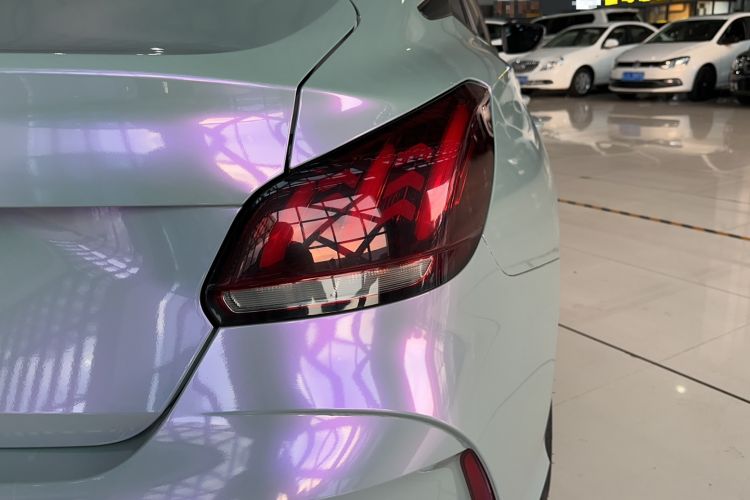 Used MG 5 2021 Revised 300TGI DCT Qingshè Luxurious Enjoyment Edition
