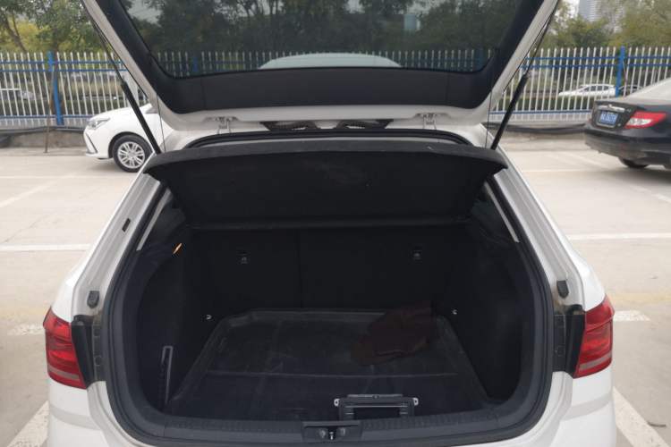 Used Volkswagen Gran Lavida 2017 230TSI DSG Comfort Edition