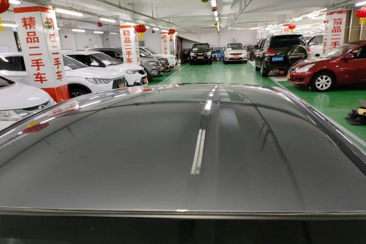 Used Geely Auto Vision 2019 Upgraded Model 1.5L Manual Luxury Version China VI Standard
