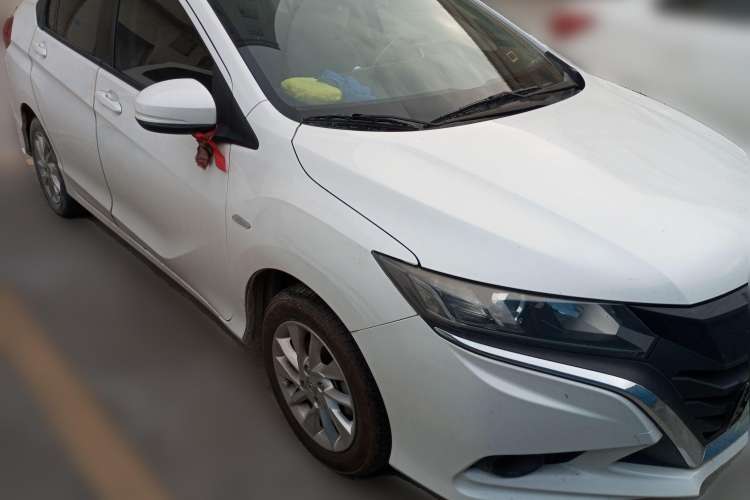 Used Honda Gienia 2017 1.5L CVT Classic Edition Front Right 45 Deg