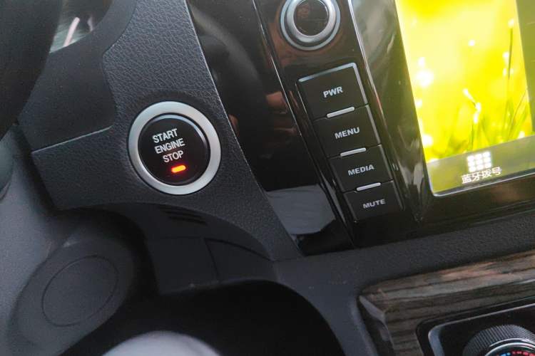 Used Zotye T600 2016 1.5T Manual Luxury Model Vehicle Key