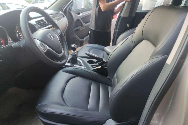 Used Zotye T600 2016 1.5T Manual Luxury Model Left Front Seat