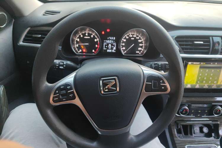 Used Zotye T600 2016 1.5T Manual Luxury Model Steering Wheel