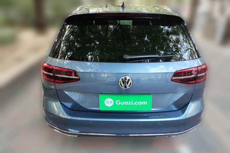 Used Volkswagen Variant 2016 380TSI Two-Wheel Drive R-Line Version