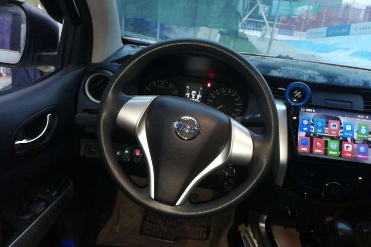 Used Nissan Navara 2017 2.5L Automatic 4x4 Luxury Edition QR25