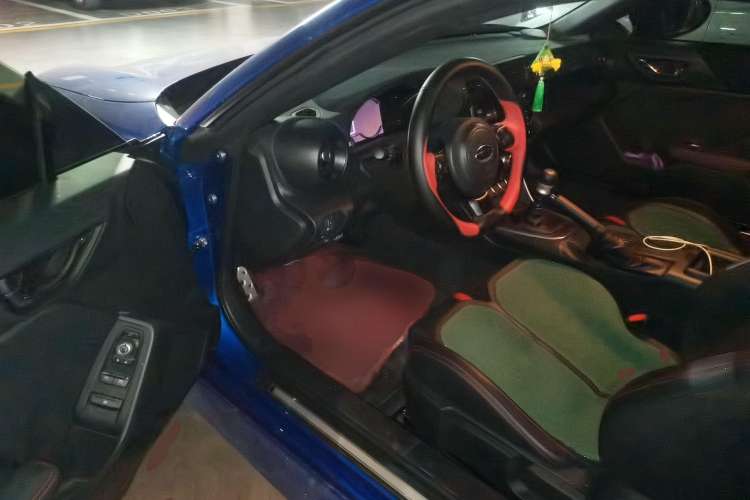 Used Subaru BRZ 2022 2.4L Manual Version
