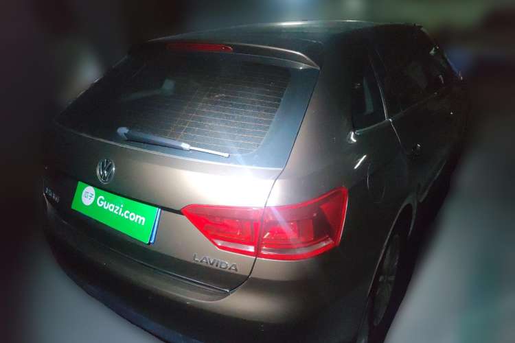 Used Volkswagen Gran Lavida 2013 1.6L Automatic Comfort Model Rear Right 45 Deg