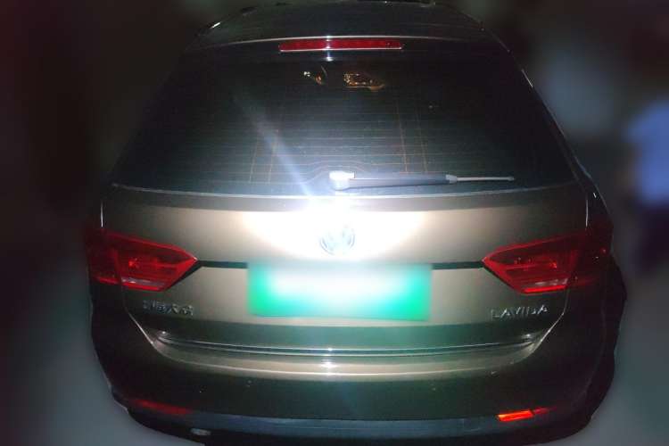 Used Volkswagen Gran Lavida 2013 1.6L Automatic Comfort Model Rear