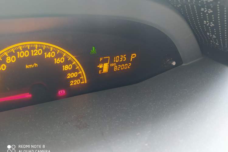 Used Toyota Yaris 2008 1.6G Automatic Deluxe Edition Odometer Close Up