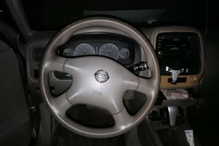 Used Dongfeng Oting 2007 2.4L Automatic Two-Wheel Drive Luxury Edition
