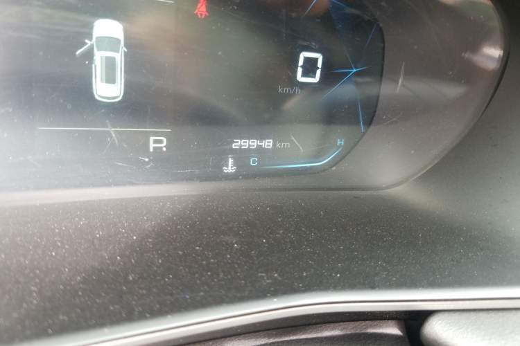 Used Baojun 530 2020 1.5T CVT Prestige Connected Version 7 Seats Odometer Close Up