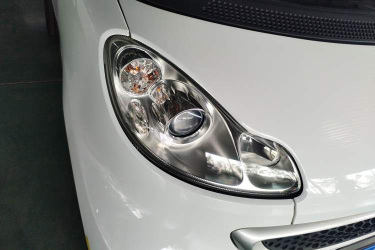 Used smart fortwo 2012 1.0 MHD Convertible Passion Edition
